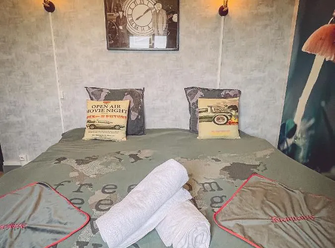 Retour Vers Le Futur By Carl-emilie 4 Pers Gasthuis *