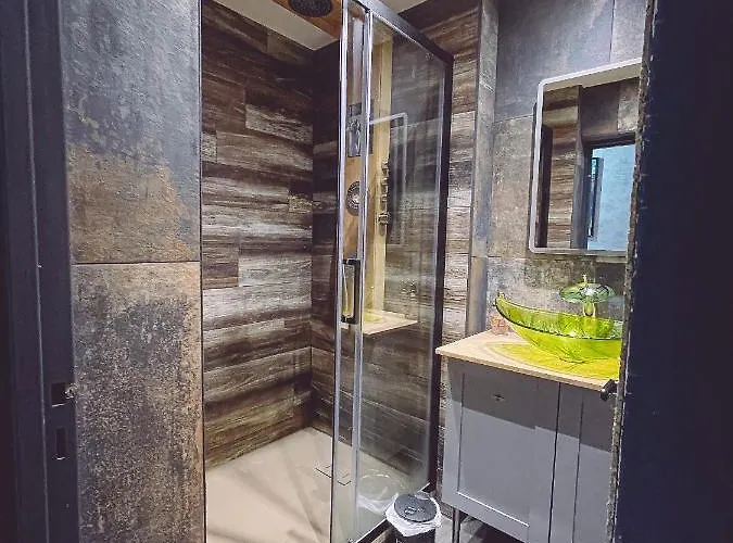 Gasthuis Retour Vers Le Futur By Carl-emilie 4 Pers Épinal